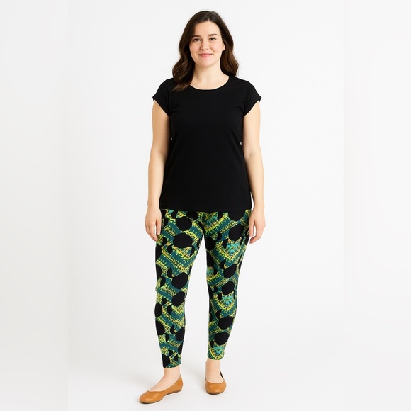 Disney Minnie Mouse 𝅺Lularoe Leggings Size M - Picture 1 of 4